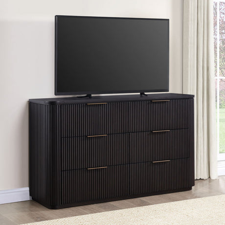 Henry - Dresser