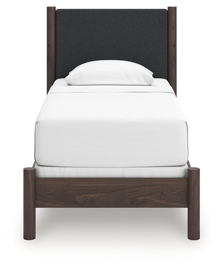 Pamytta - Upholstered Panel Bed
