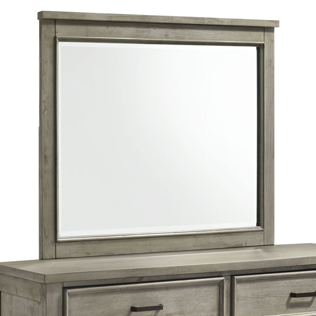 Sullivan - 9-Drawer Dresser