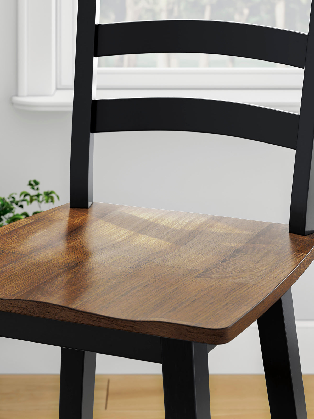 Fleetwood Dining Table and 6 Chairs