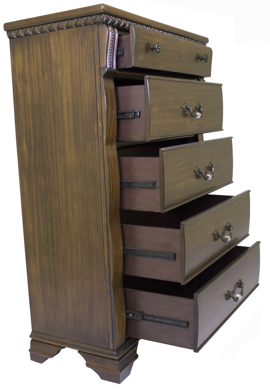 Miravilla Chest