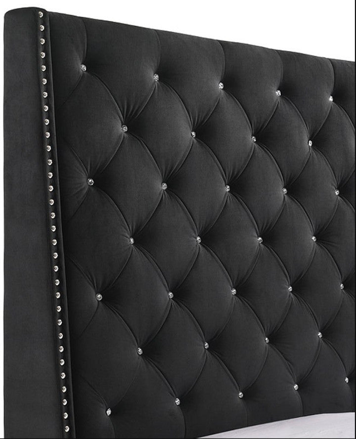 JOYLETTE Black Fabric Tufted Bed